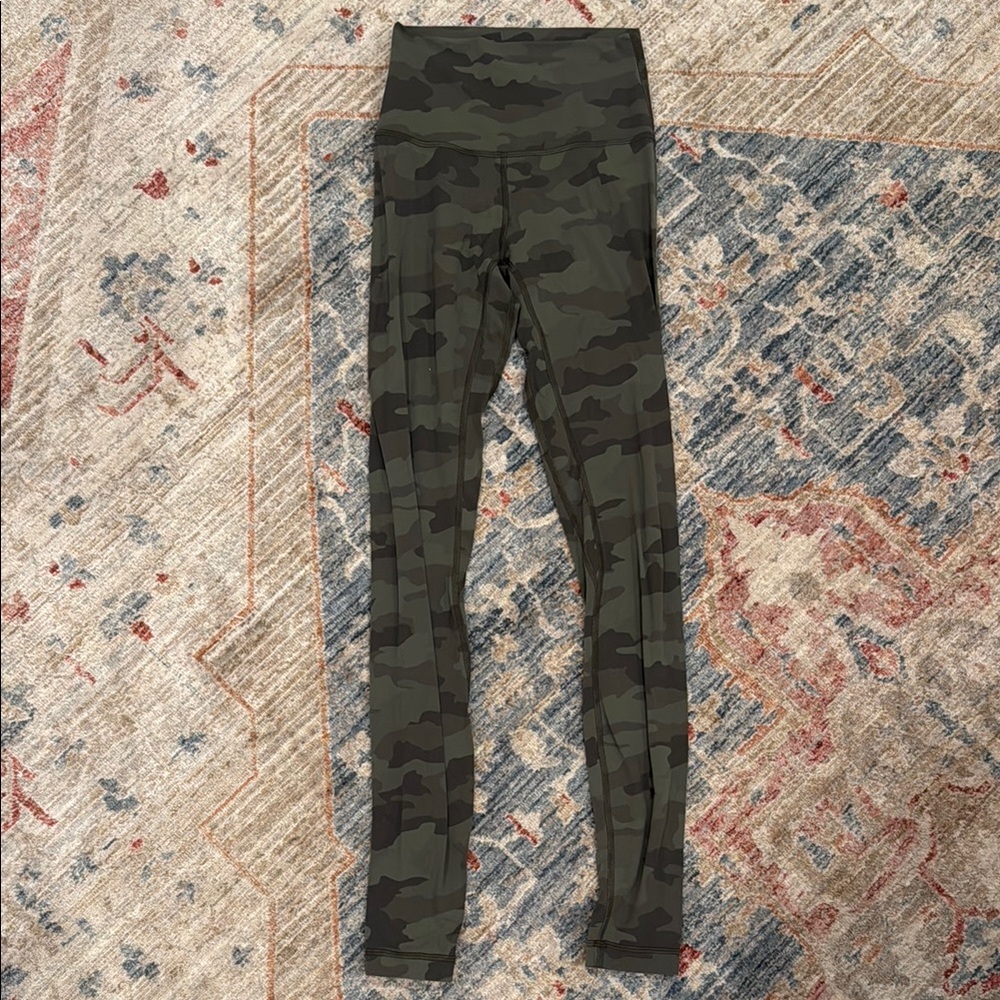 Lululemon Camouflage High-Waisted Leggings 28in align